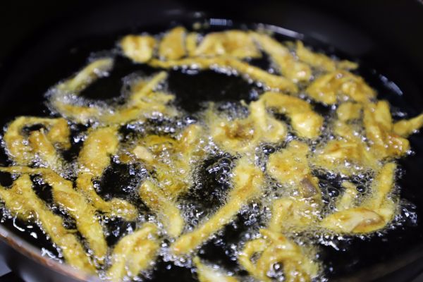 下酒菜之酥脆香辣咖喱杏鲍菇