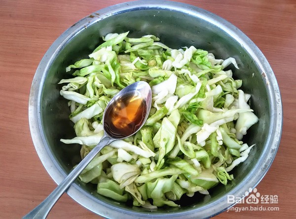 家常生拌圆白菜