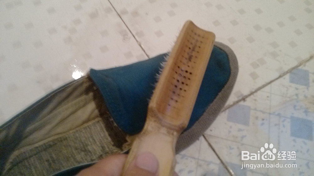 简单几招教你洗刷刷脏鞋,省时省力!