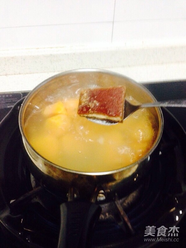 红薯姜片红糖水