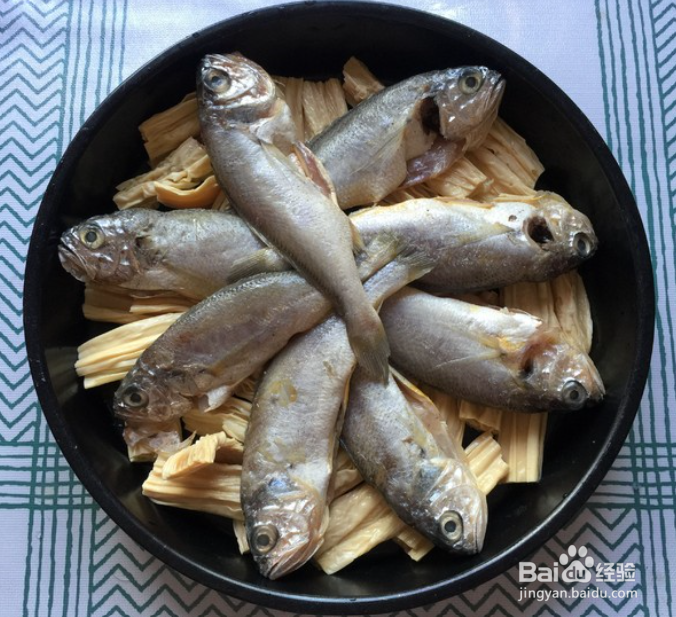 幸福时刻——腐竹蒸小黄鱼