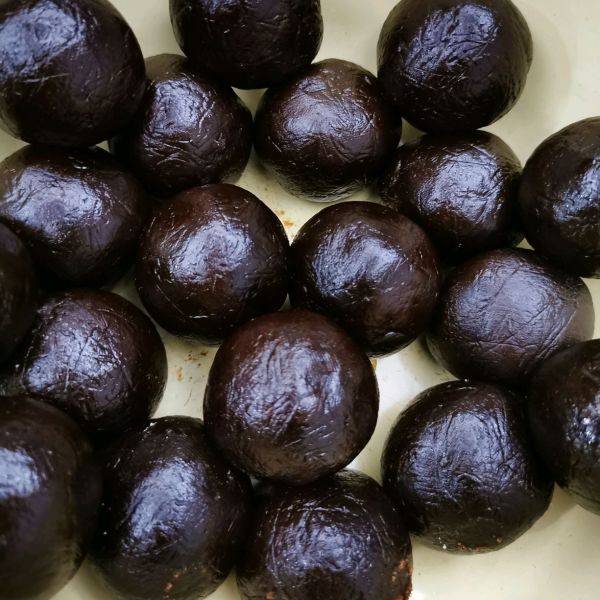 正宗广式枣泥月饼