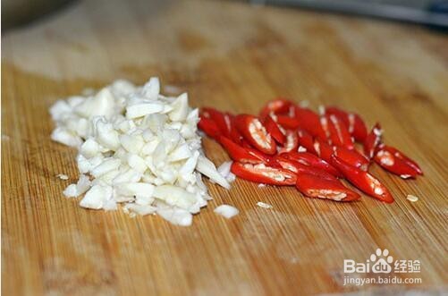 白菜这样做真好吃，又酸又辣很下饭