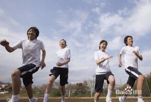 膝盖骨质增生的症状