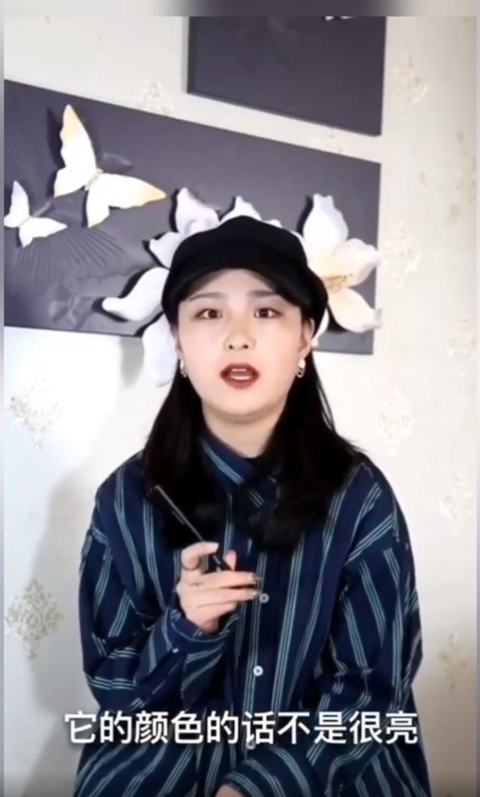 眼线胶笔和眼线液笔哪个好用？