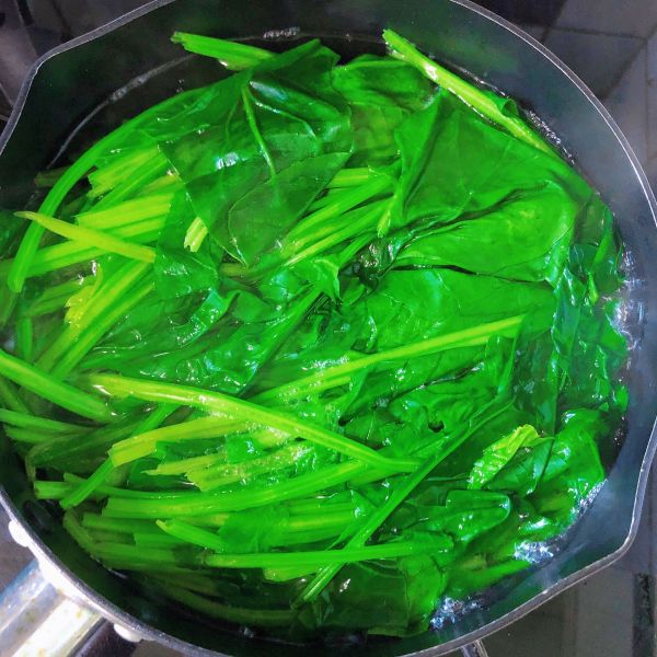 翡翠虾皮豆腐蒸蛋