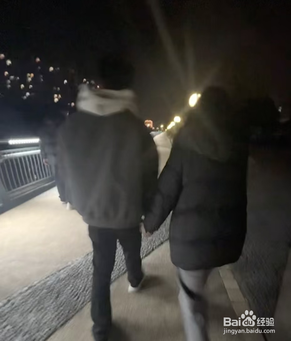 如何吸引害羞男生