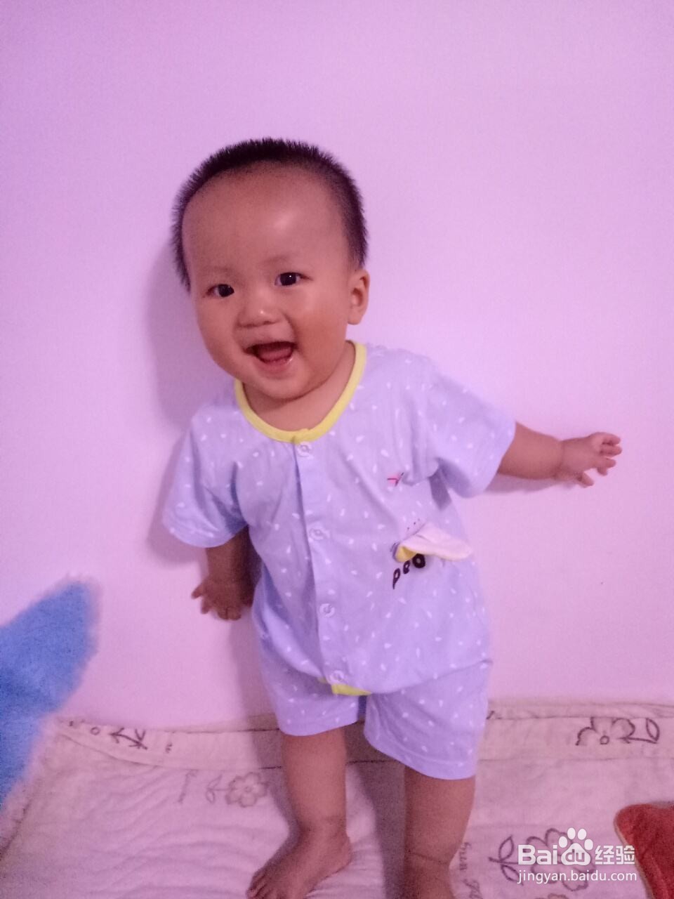 幼教小班综合活动：糖果小屋