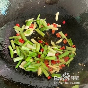 芹菜炒牛肉的家常做法