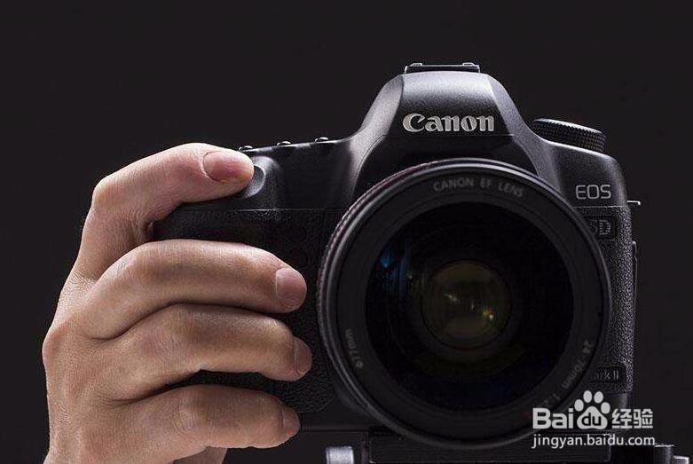 如何区分单反相机的低中高等级？