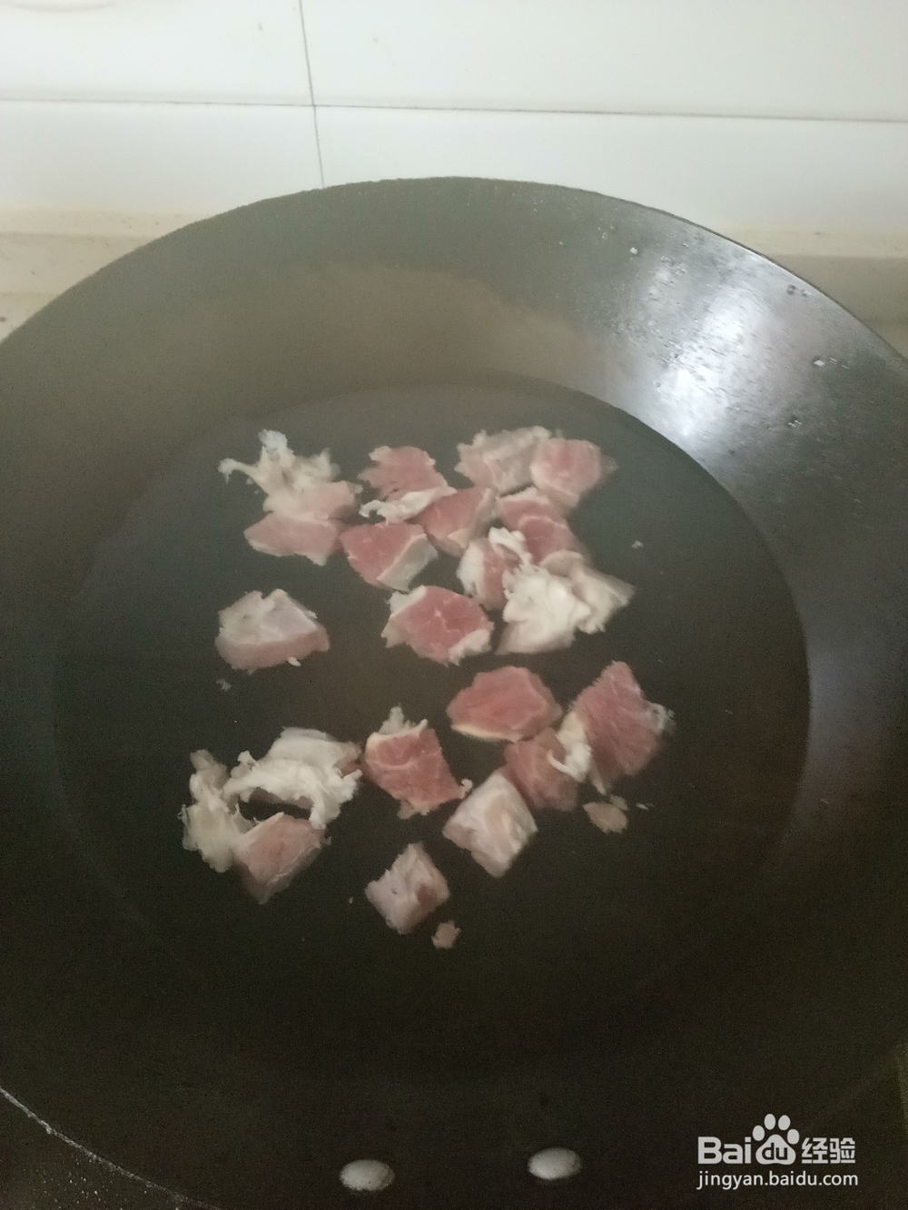 简单的砂锅牛肉萝卜锅
