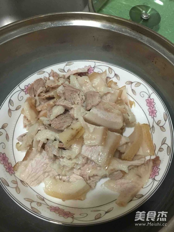 蒜苗回锅肉的做法