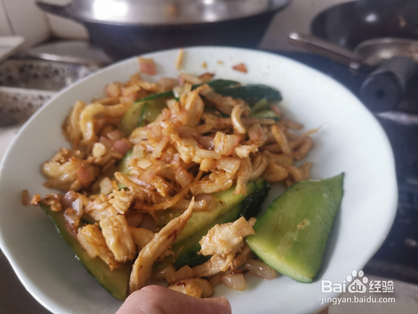 鸡胸肉丝炒黄瓜片