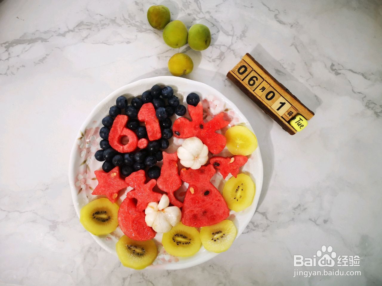 秋葵炒小龙虾的做法