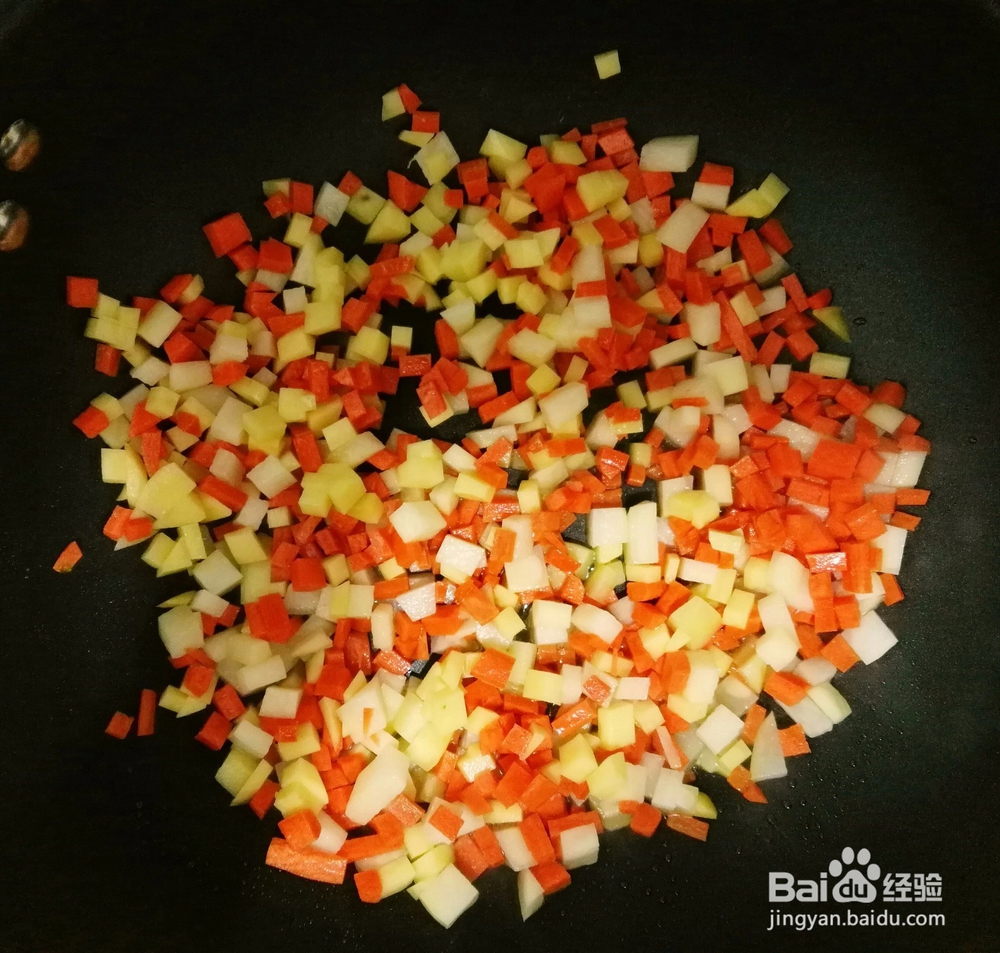 青椒土豆胡萝卜肉丁打卤面