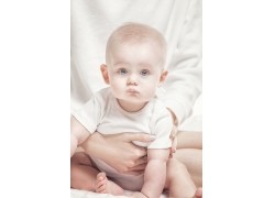 婴儿腹泻需要限制饮食吗