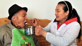 如何正确预防老年痴呆