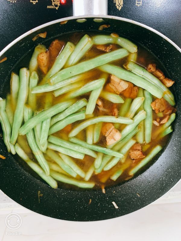 五花肉豆角焖面