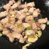 美味又好吃的猪肉炖粉条