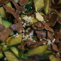 家常黄瓜炒猪肝