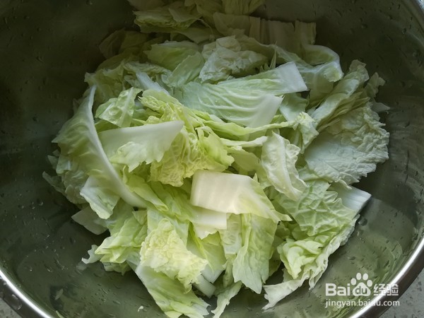 油豆腐炖白菜