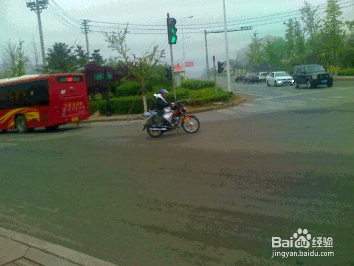 车辆的行驶为什么有规定通道