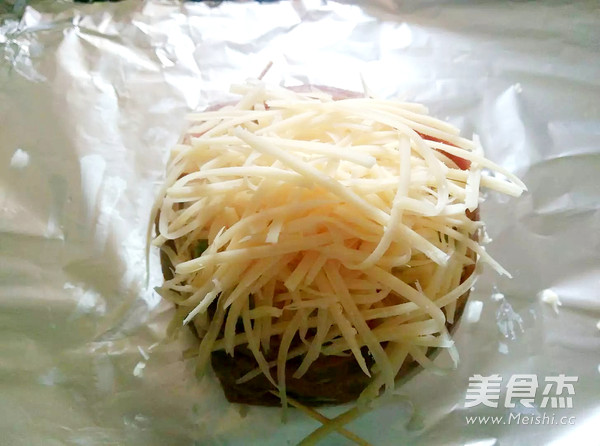 培根奶酪肉饭盅