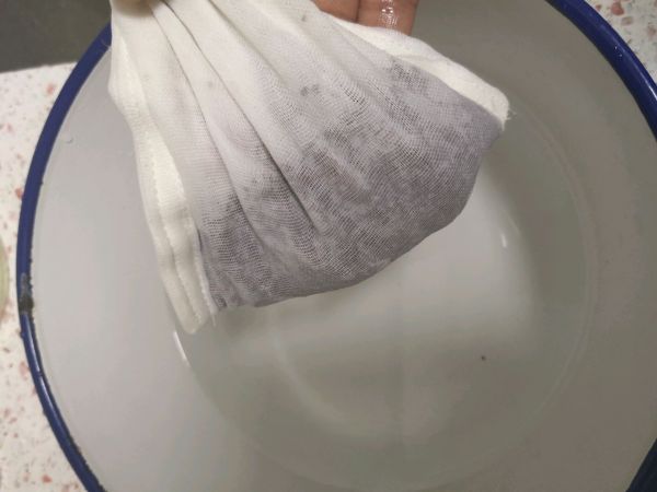 手搓红糖糍粑冰粉