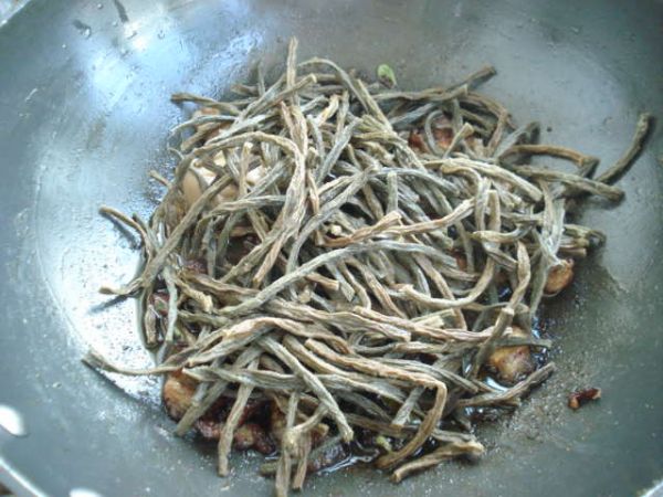 干豆角炖五花肉