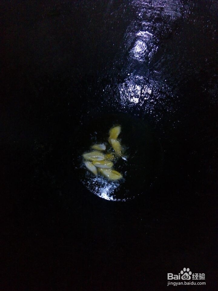 青椒配口菇，炒出来的清香