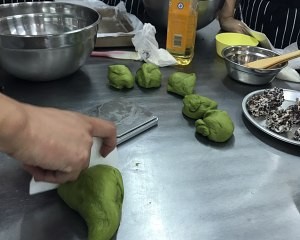 蜜豆奶酪馅抹茶软欧