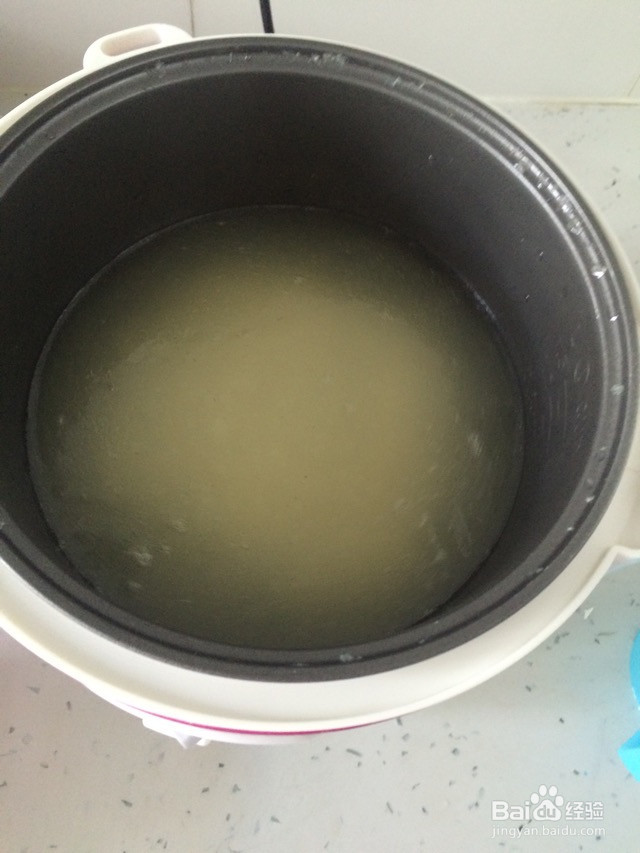 皮蛋瘦肉粥的做法