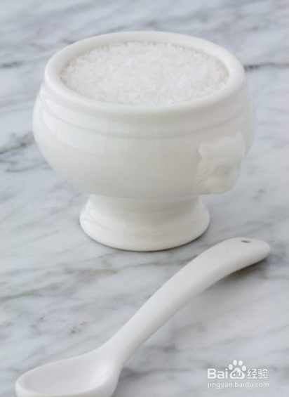 下雨天洗的衣服不干有怪味怎么办