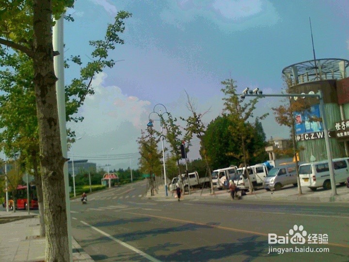 摩托车驾驶员要安全行驶