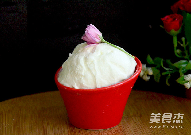 自制茅屋山羊奶酪