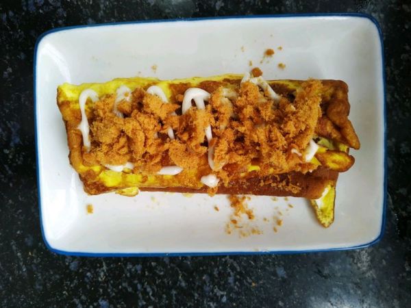 肉松芝士厚蛋烧