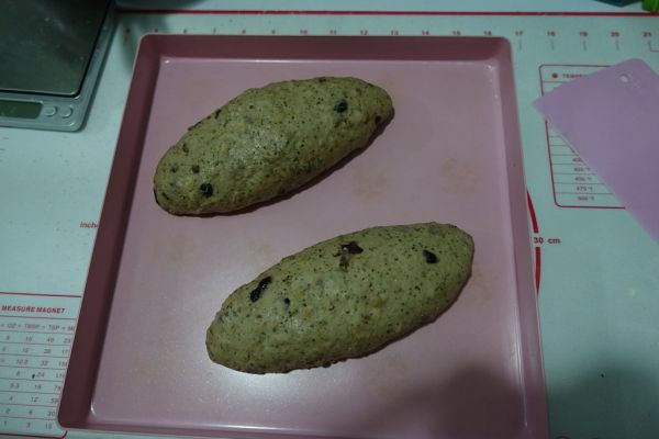 红茶核桃蔓越莓软欧