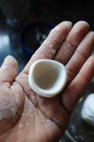 黑芝麻汤圆的做法