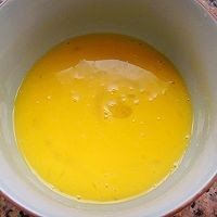 美白肌肤的佳品黄瓜木耳炒鸡蛋