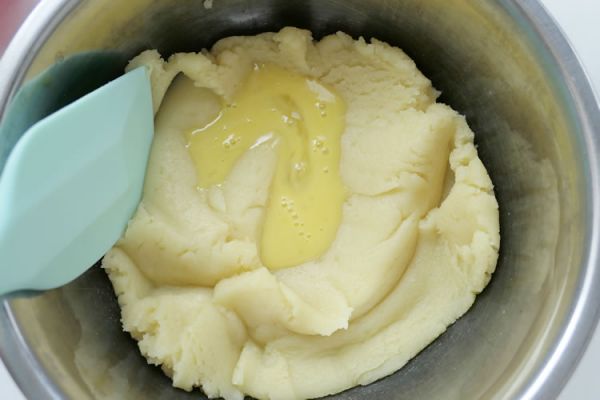 巧克力闪电泡芙