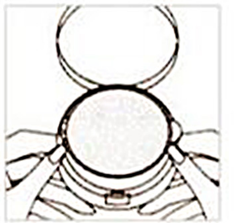 美女们快告诉我阿玛尼的粉饼怎么装