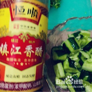 凉拌拍黄瓜家常菜