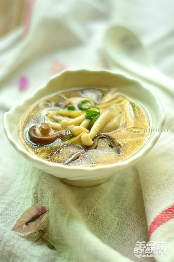 美食，菌菇汤