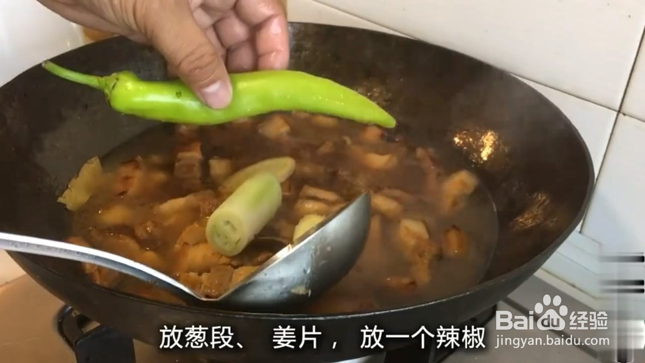 如何制作好吃的鹌鹑蛋红烧肉
