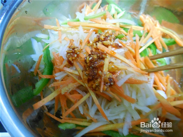 清新可口的凉拌土豆丝的做法