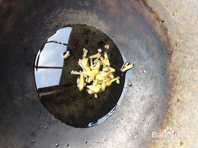 鲜椒蒜瓣炖豆腐