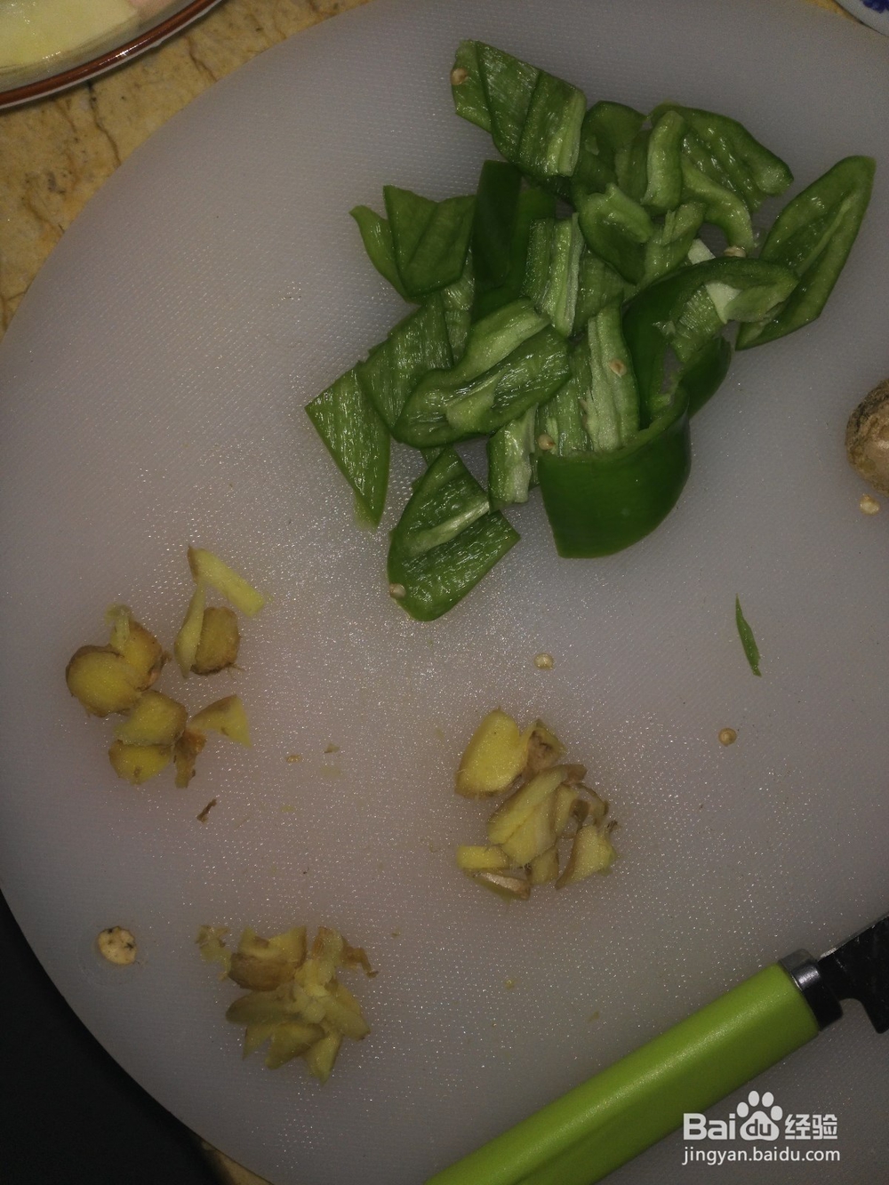 好吃的芹菜炒肉怎么做？