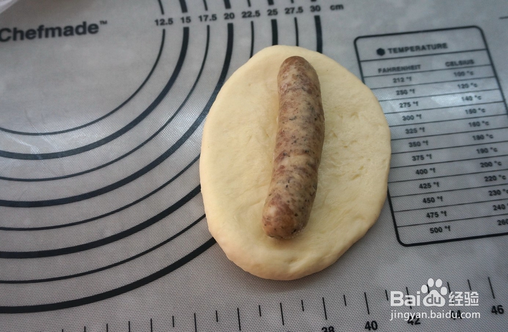 带你做圣诞树香肠面包卷