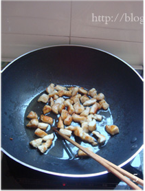 一个窍诀让咖喱菜的味道更鲜活——咖喱土豆鸡丁