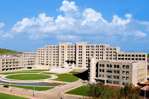 大连工业大学录取分数线2021